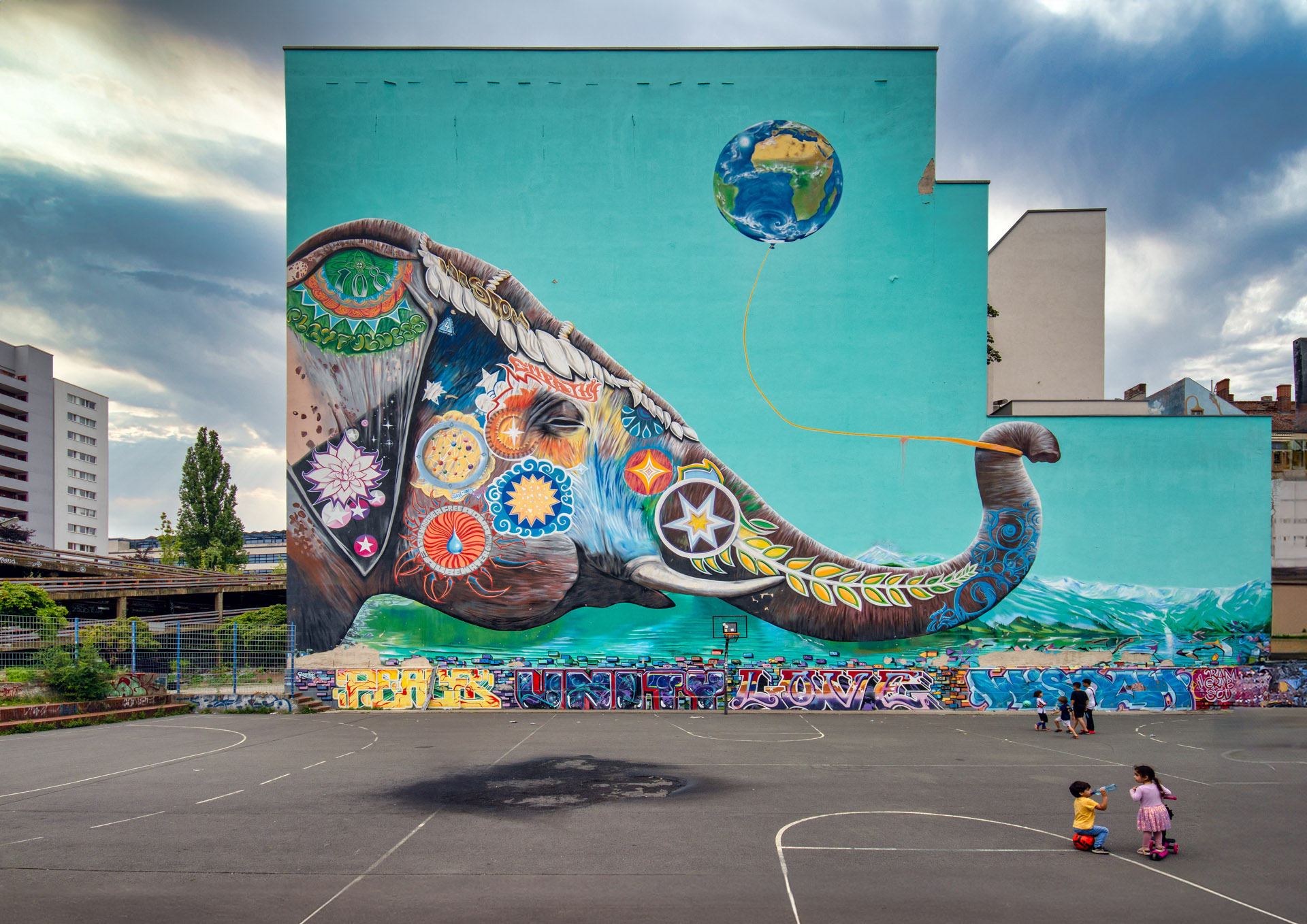 Berlino - murales elefante